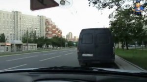 Выезд с параллельной парковки