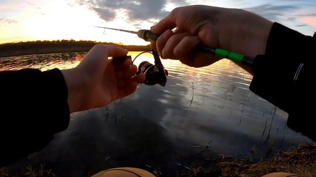 Поклевка за Поклевкой, Рыбалка в Ноябре на Спиннинг смотреть онлайн