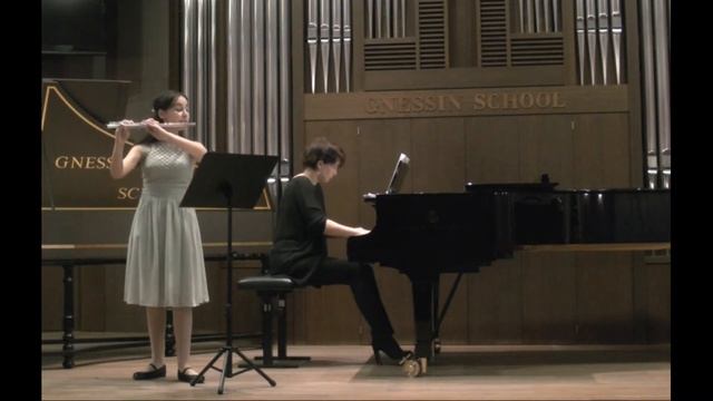 M.Blavet Concert a moll / Elen Virabyan, flute, 11 year смотреть онлайн