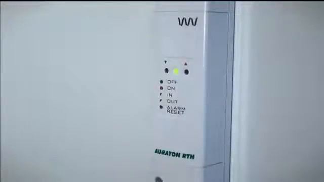 Auraton 2030 RTH   Programmējamais Termoregulātors