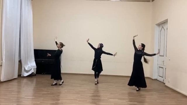 Уроки таджикского танца в Москве ансамбль Гулчин +79964726624 смотреть онлайн