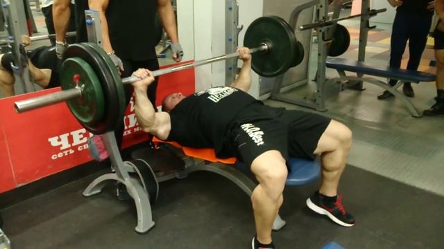 Тренировка Франциско Пако Баутисты, 17.05.2015, г. Уфа, Фитнес Парк "Чемпион" 4 смотреть онлайн