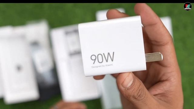 Xiaomi 14 - World's 1st Snapdragon 8 Gen 3 Smartphone | Xiaomi HyperOS | Tech is Everything смотреть онлайн