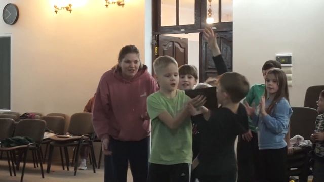 Детская площадка. Влог. смотреть онлайн