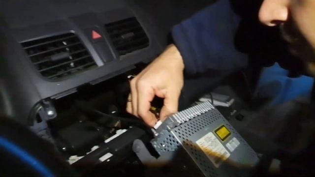 Подключение USB на Сузуки SX4. смотреть онлайн