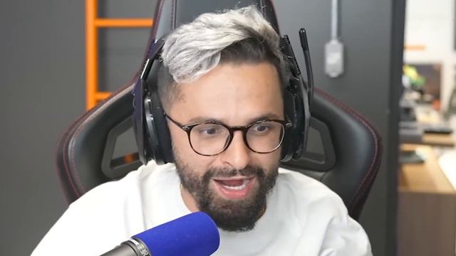 DEI A NOVA FRUTA MAIS FORTE DO JOGO PRO MEU AMIGO OLI смотреть онлайн