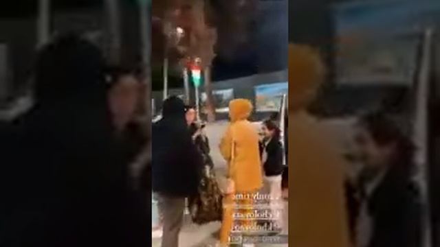 Шарифахмохи Шабнам Духтари Шабнами Сурае смотреть онлайн