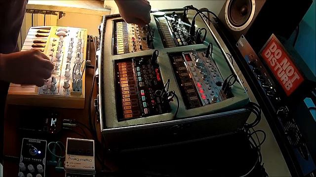 korg volca fm volca keys volca beats microbrute mini kaoss pas 2s "tenpot" live jam dub electronic смотреть онлайн