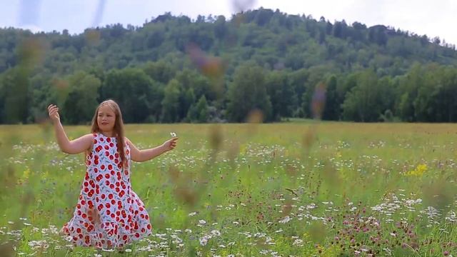 Гляжу в озера синие. Полина видео Роман Харченко смотреть онлайн