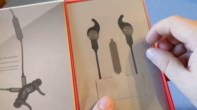 Huawei AM60 Sport Bluetooth Headphones Unboxing & First Impressions смотреть онлайн