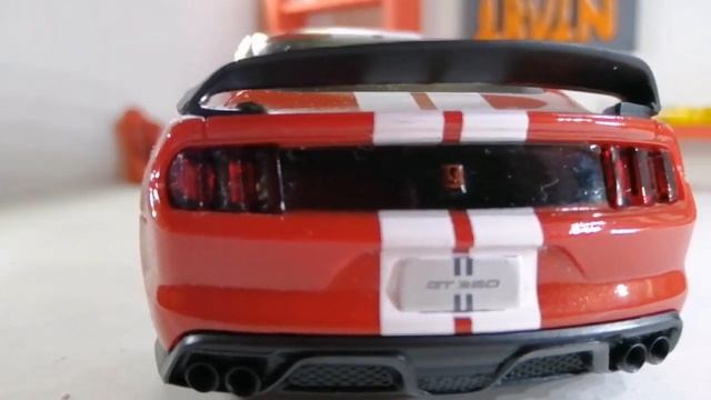 MUSTANG GT350 1/24 ( coches de coleccion) смотреть онлайн