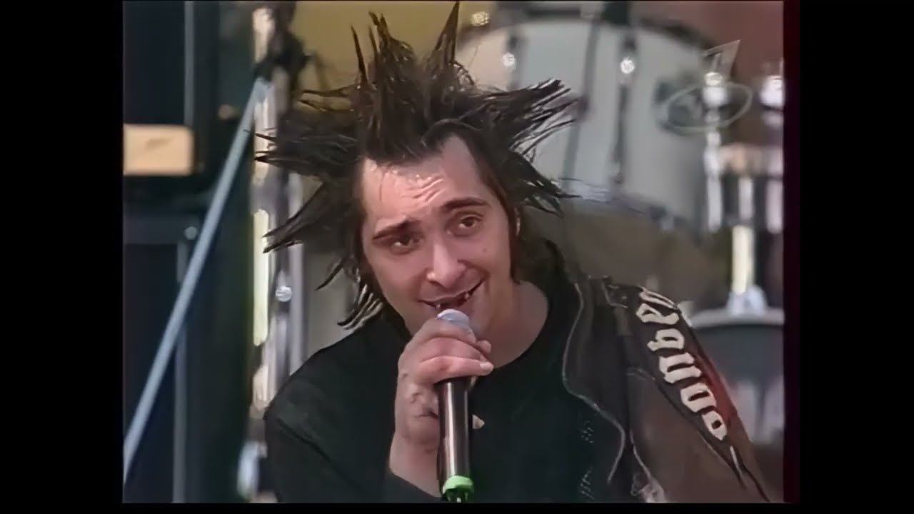 2003. Чиж & Co, Май и Шива, Король и Шут, Разные Люди («Крылья», Москва, 7.07.2003) [HD] смотреть онлайн