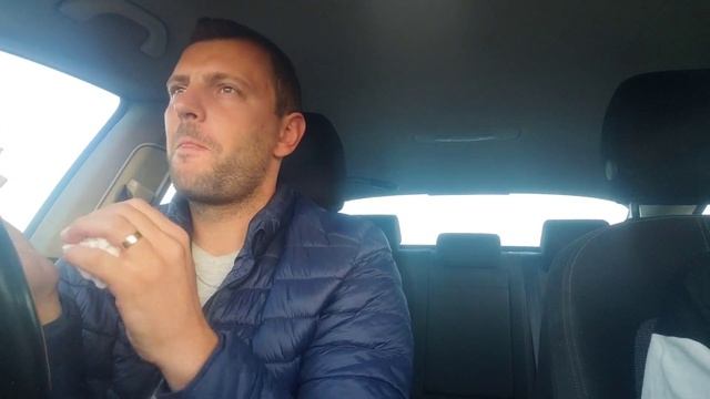 Завтракаем в пути. Грибы и ягоды в середине июля 2022 г. смотреть онлайн