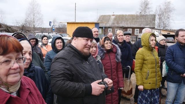 Открытие памятной доски строителю храма в д.Бурцево смотреть онлайн