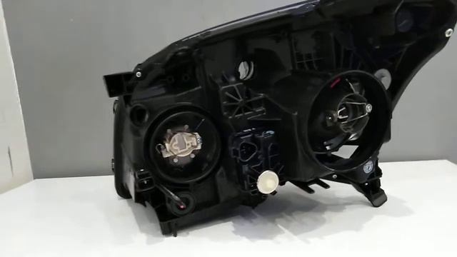 Тойота Авенсис фара передняя. смотреть онлайн