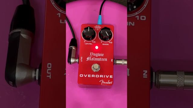 Fender Yngwie Malmsteen Overdrive Guitar Effect Pedal Demo смотреть онлайн
