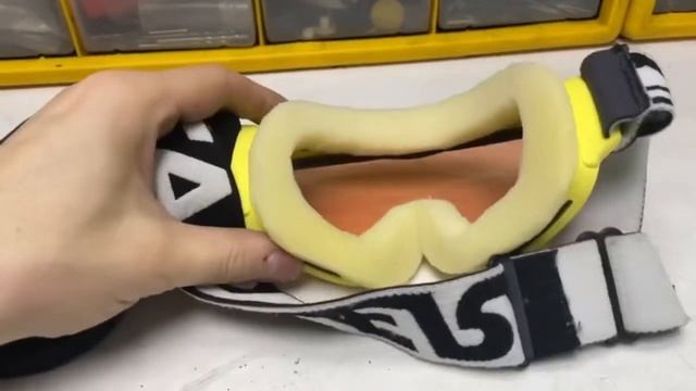 Ремонт горнолыжной маски. Замена поролона смотреть онлайн