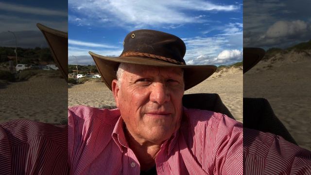 2. Outsider. A curious life. Introduction смотреть онлайн