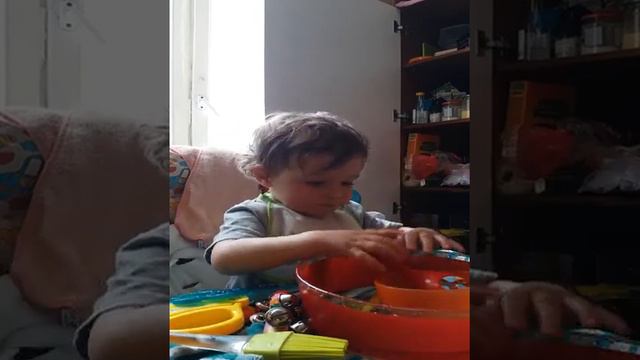 Макар и каша, Макар балуется с кашей, Макар капризничает но кушает, дети review топ giant best reac смотреть онлайн
