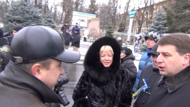 Мэр Василькова В.Сабадаш на пикете НАУ. смотреть онлайн
