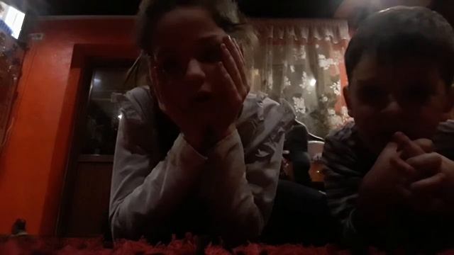 Парная йога у бабушки дома смотреть онлайн