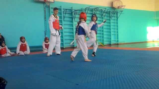 Тхэквондо Тренировка Спарринг смотреть онлайн