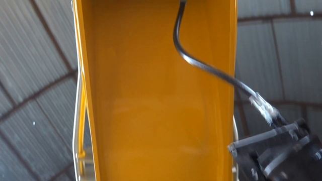 JCB 3CX DRIVING How to lubricate #JCB tractor смотреть онлайн