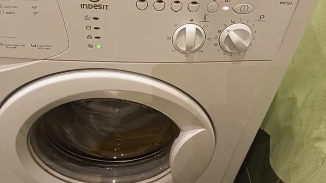 Обзор стиральной машины Indesit wisl 103 при стирке и отжиме смотреть онлайн