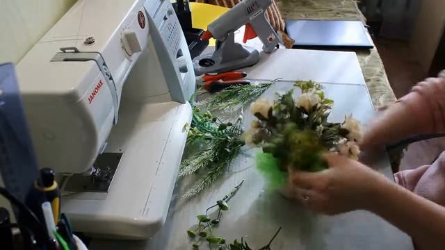 DIY: Цветочная композиция 2. подарок на 8 марта смотреть онлайн