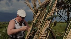 Как построить шалаш в лесу? Он станет твоим домом!