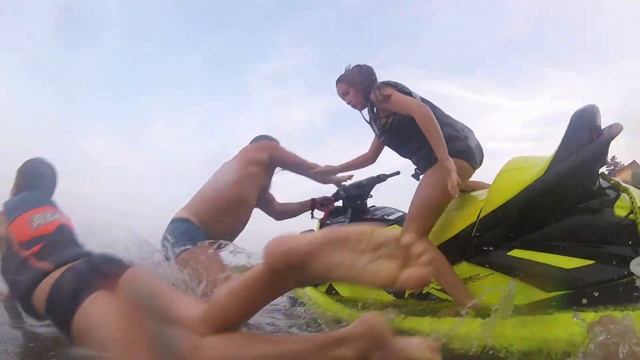YAMAHA Wave Runner FX Cruiser 2022 смотреть онлайн