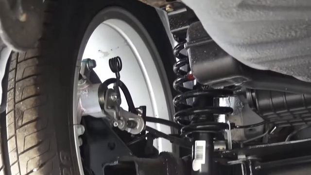 Автомобиль Geely Эмгранд 7, обзор 2016 года. Car Geely Emgrand 7, a review of 2016 смотреть онлайн