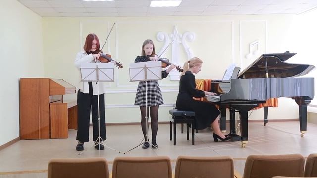 Софья Будак и Светлана Носкова - А. Хачатурян "Колыбельная" из балета "Гаянэ" смотреть онлайн