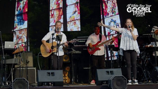 Jacques & Liezel part 2 @All White New Year Gospel Festival смотреть онлайн