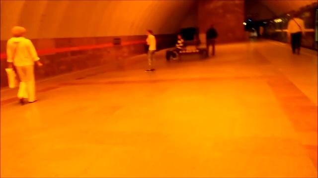 Обзор Станции Метро "Новочеркасская". (Санкт-Петербург.) - [© Обзоры Станций Метрополитена] смотреть онлайн