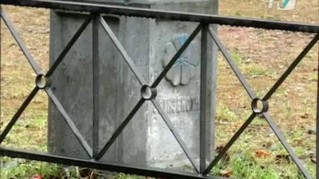 С улицы Димитрова убрали опасную детскую площадку смотреть онлайн