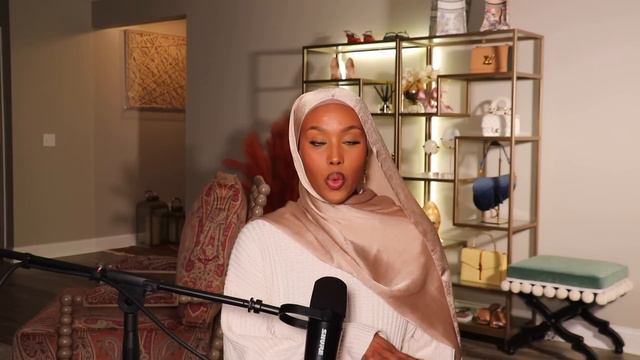 12 Tiny Micro-Habits To Level Up & Be More Productive смотреть онлайн