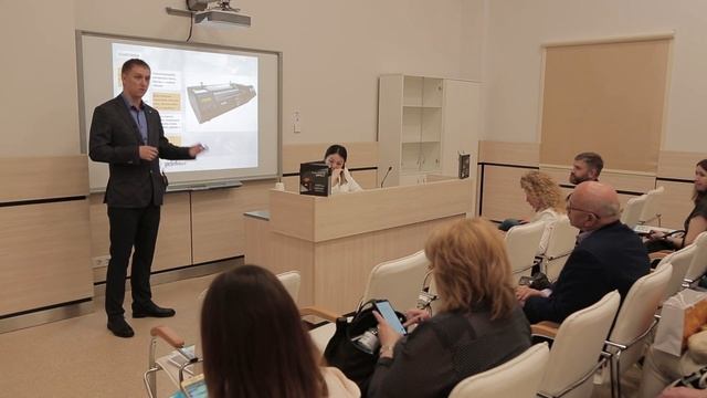 KONMI: Уникальное  РОССИЙСКОЕ послепечатное настольное оборудование Printellect