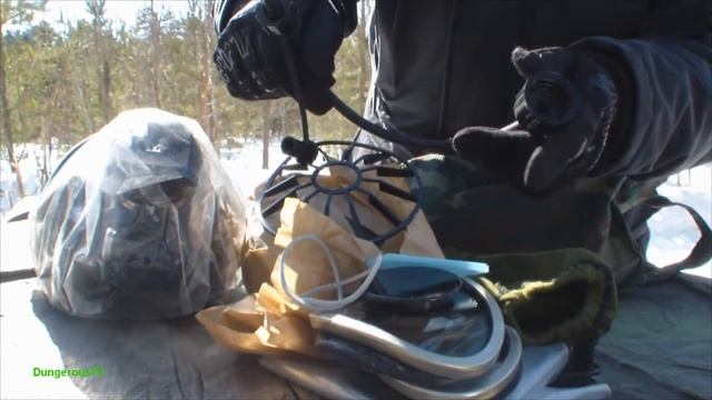 Обзор на противогаз ПМК-3/Gas Mask PMK-3 (DangerousTV)