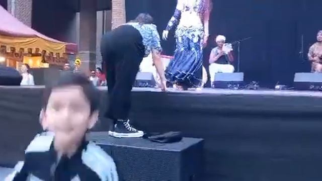 Belly Dance! Танец Живота По Испански! Это Сарагоса, Детка!) смотреть онлайн