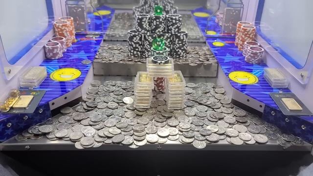 Worlds Biggest Chip Wall... ? Record Setting Coin Pusher Setup... Amazingly Fun Game смотреть онлайн