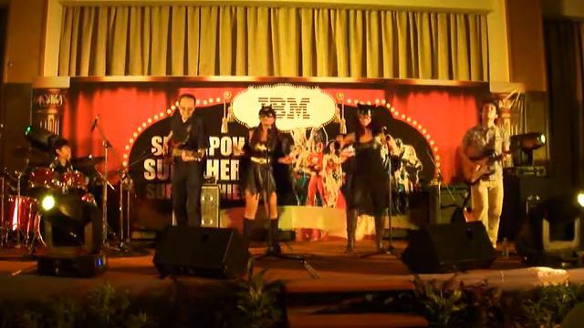 Java's Creep Performance @ IBM 2012 Sales Rally (Part 2/4) смотреть онлайн