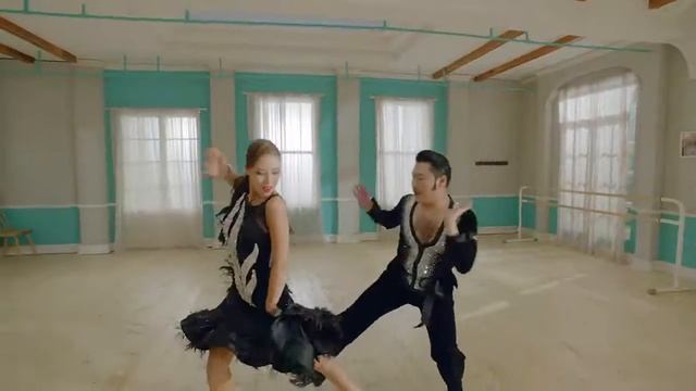 PSY DADDYfeat CL of 2NE1 M V смотреть онлайн