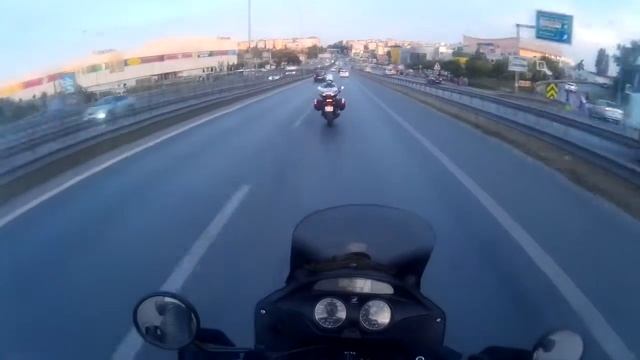 Honda XL1000V Varadero - Honda CBF1000FA смотреть онлайн