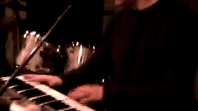 Excellent example of backline tech using Be-Mix (apologies for video quality) смотреть онлайн