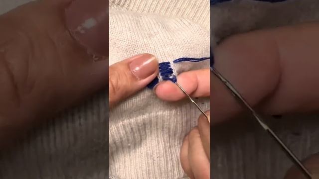 Ремонт дырки в кардигане #creative смотреть онлайн