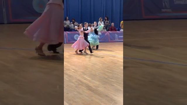 Ю2-1 до Д класса Огни Москвы 2022 Танго смотреть онлайн