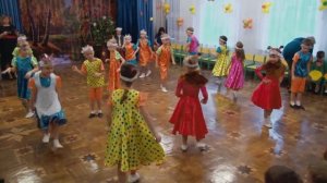 Все козлята любят петь / детский танец