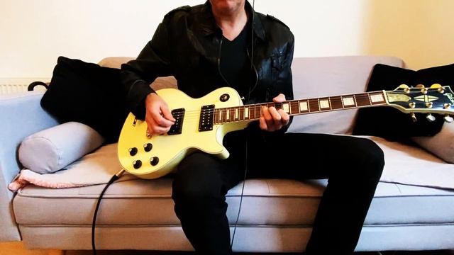 Zoo Station U2 Guitar Cover Live Demo Edge Achtung Baby Les Paul Custom Boss Gt-6 смотреть онлайн