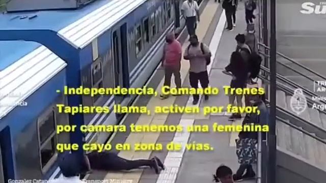 ? В Аргентине найден самый везучий человек: девушка упала под поезд и отделалась лёгким испугом. смотреть онлайн
